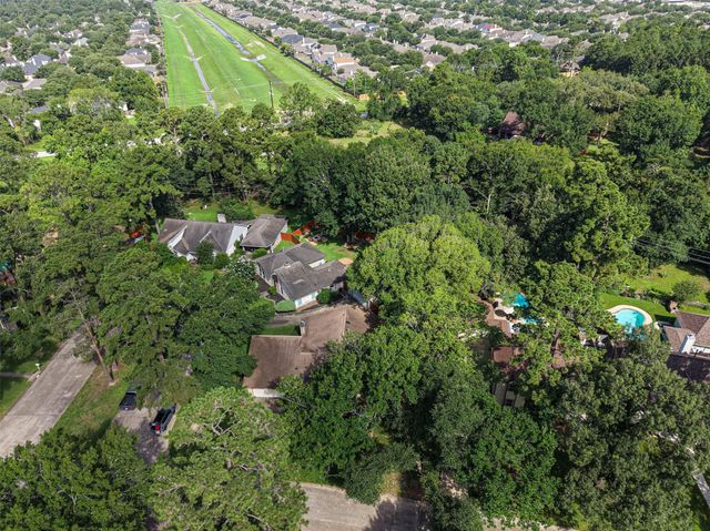 1807 Fir Cove, Houston, TX 77339