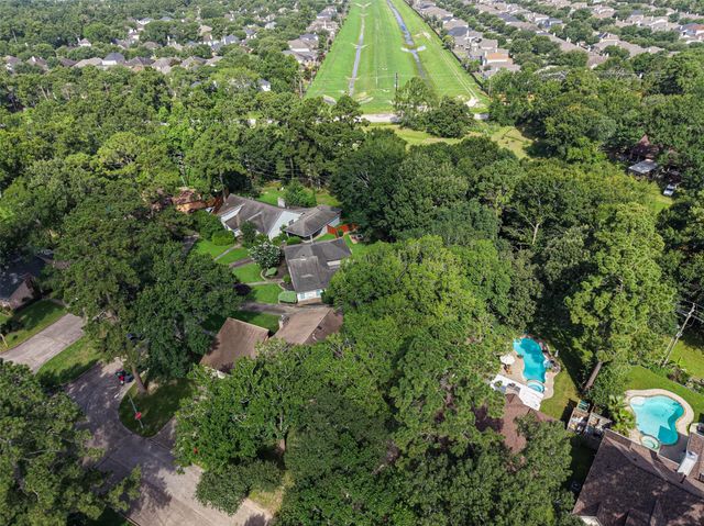 1807 Fir Cove, Houston, TX 77339