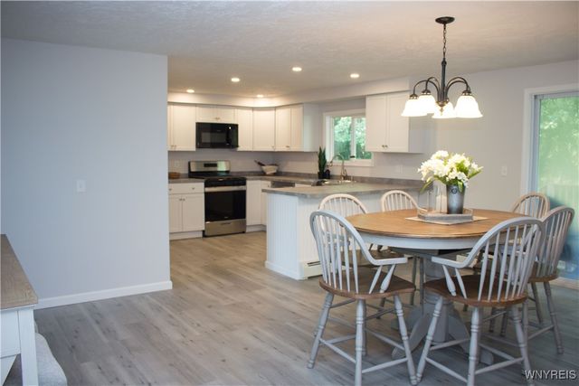 1307 Milestrip Road, Brant, NY 14111