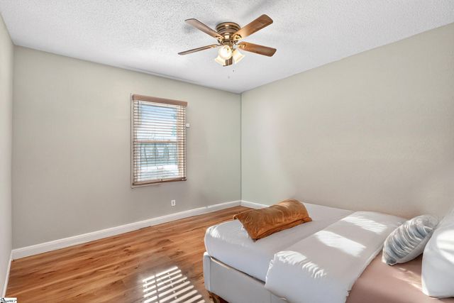 1012 Berry Drive, Boiling Springs, SC 29316