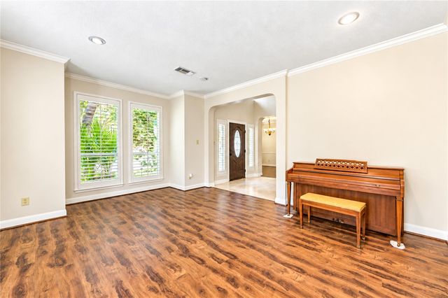 1703 Stemply Court, Houston, TX 77094