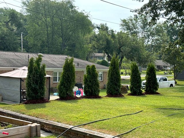 2 Pin Oak Drive, Vincennes, IN 47591