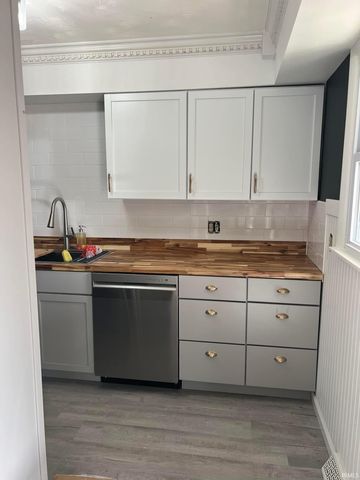 2 Pin Oak Drive, Vincennes, IN 47591