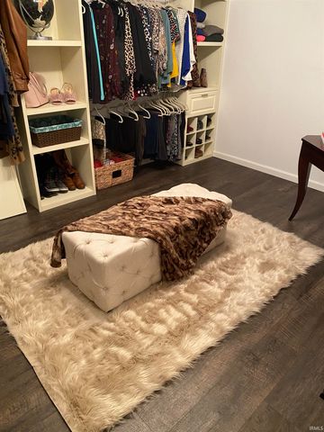 2 Pin Oak Drive, Vincennes, IN 47591