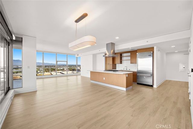 9 Macarthur Place 1102, Santa Ana, CA 92707