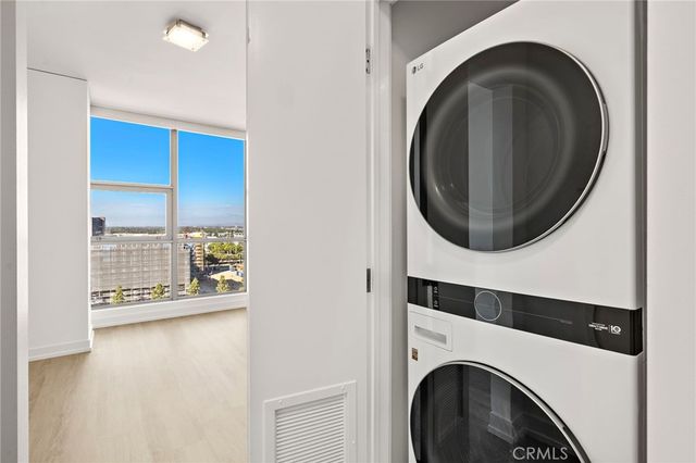 9 Macarthur Place 1102, Santa Ana, CA 92707