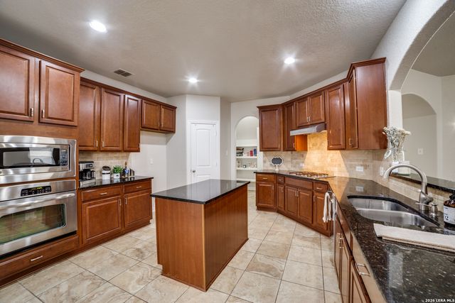 13835 Palatine Hill, San Antonio, TX 78253