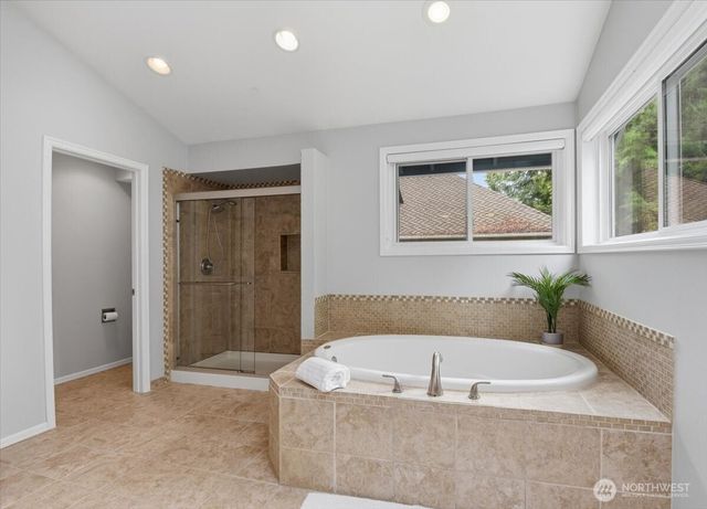 15400 32nd Avenue SE, Mill Creek, WA 98012