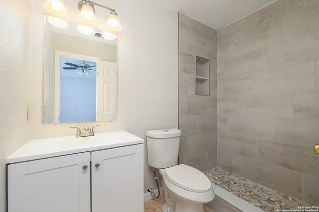 9159 RIDGE ML, San Antonio, TX 78250