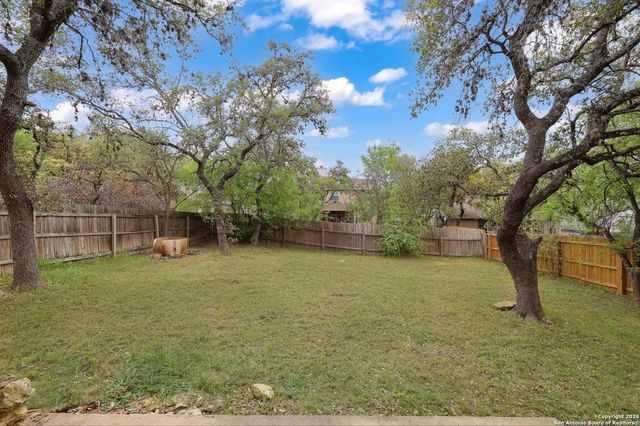 9159 RIDGE ML, San Antonio, TX 78250