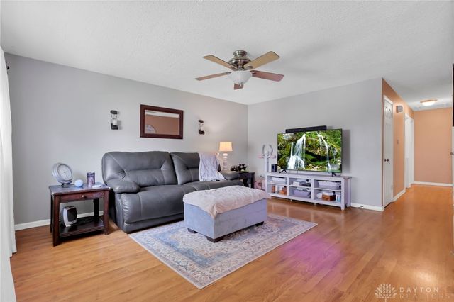 524 Carolyn Drive, Miamisburg, OH 45342