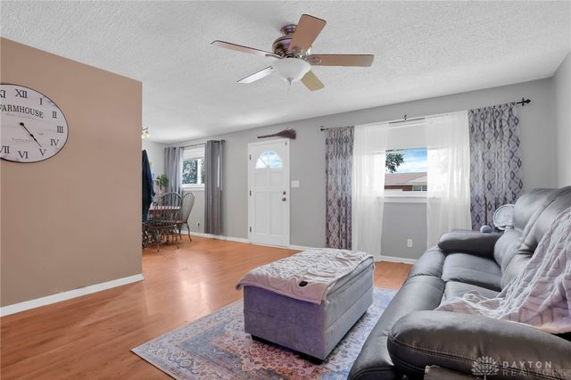 524 Carolyn Drive, Miamisburg, OH 45342