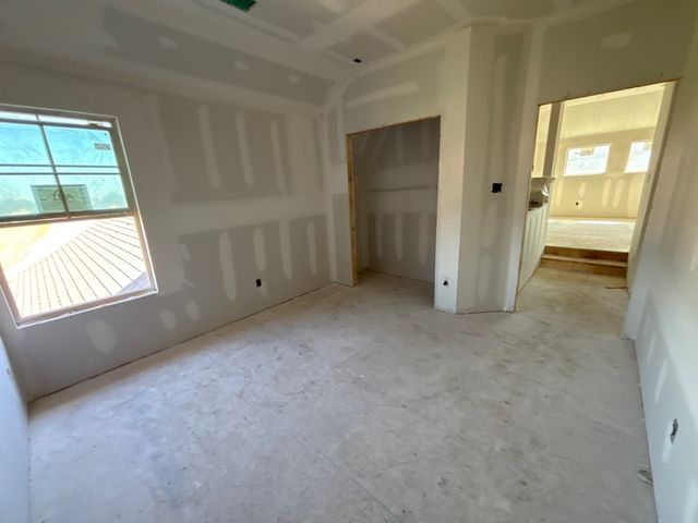 1001 Nogalito Avenue, Crowley, TX 76036