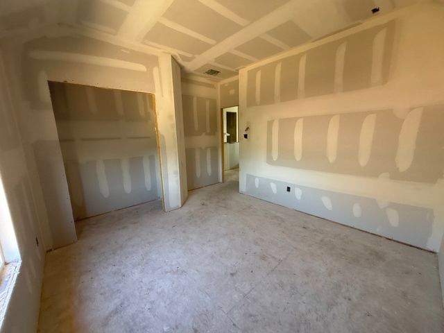 1001 Nogalito Avenue, Crowley, TX 76036