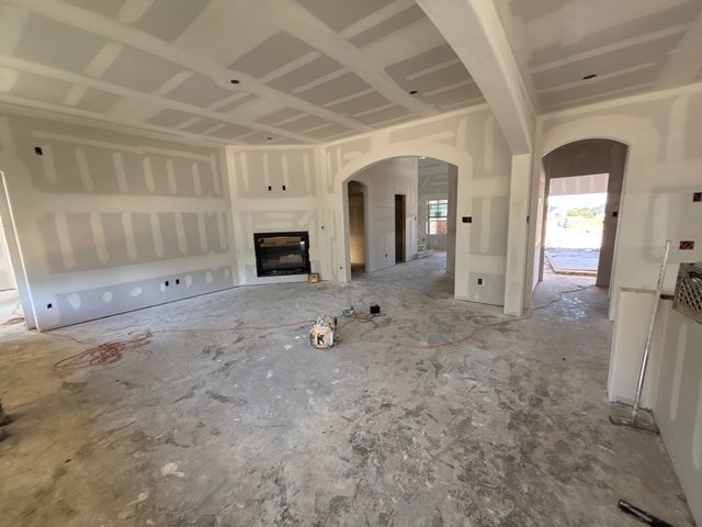 1001 Nogalito Avenue, Crowley, TX 76036