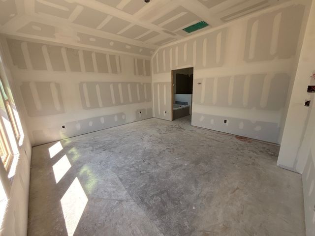1001 Nogalito Avenue, Crowley, TX 76036