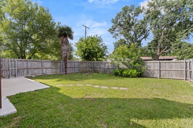 707 Shadybrook Lane, Seagoville, TX 75159