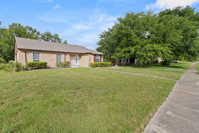 707 Shadybrook Lane, Seagoville, TX 75159