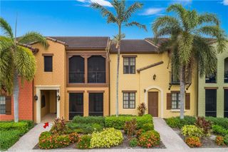 9108 Capistrano ST S 7402, Naples, FL 34113
