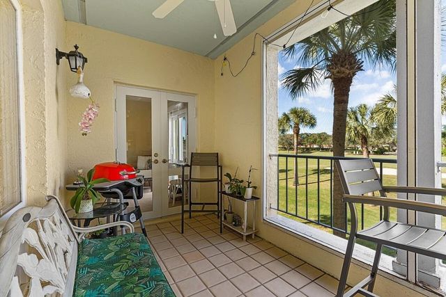 5020 Harmony Circle 203, Vero Beach, FL 32967