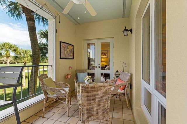 5020 Harmony Circle 203, Vero Beach, FL 32967