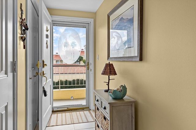 5020 Harmony Circle 203, Vero Beach, FL 32967