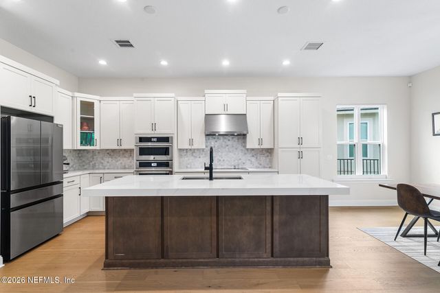 11415 MADELYNN Drive, Jacksonville, FL 32256
