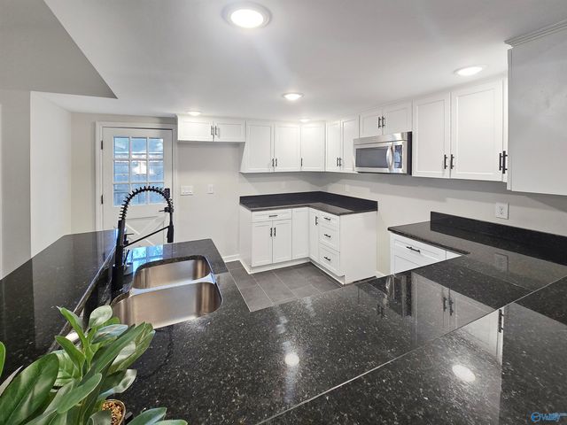 674 Harvest Road, Harvest, AL 35749