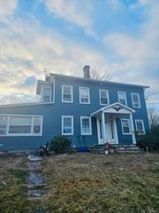 14 Barnum Road, Danbury, CT 06811