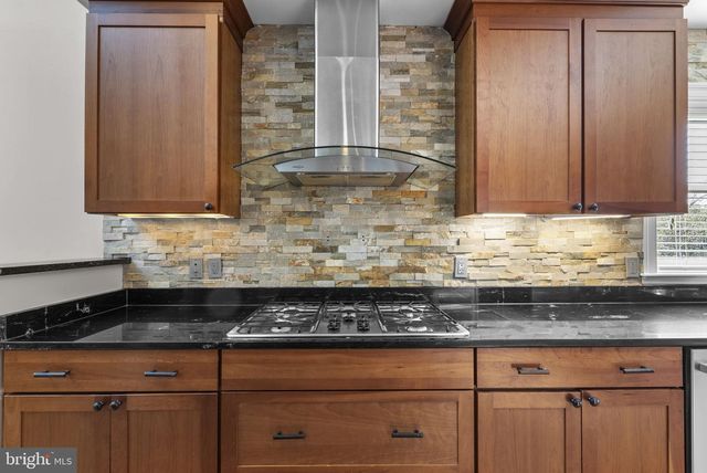 6415 SHADY LN, Falls Church, VA 22042