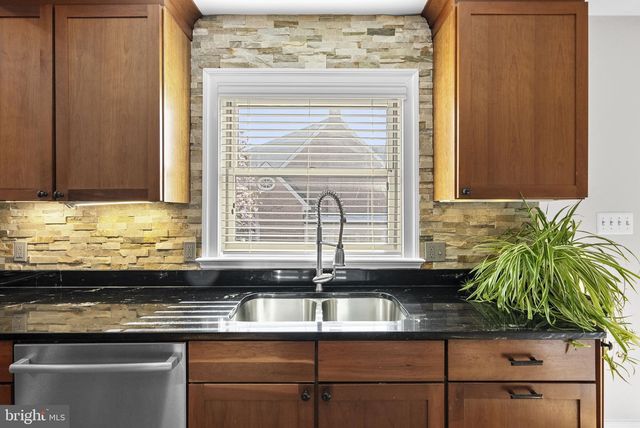 6415 SHADY LN, Falls Church, VA 22042