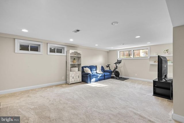 6415 SHADY LN, Falls Church, VA 22042