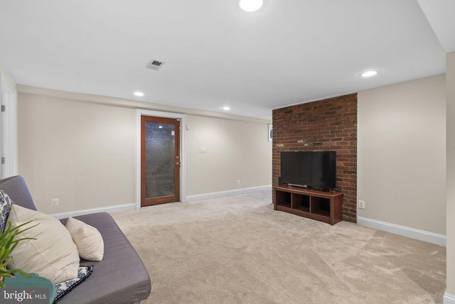 6415 SHADY LN, Falls Church, VA 22042