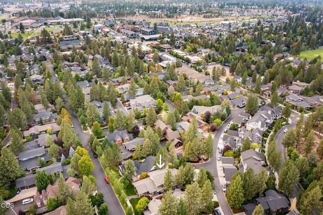 2215 NW High Lakes Loop, Bend, OR 97703
