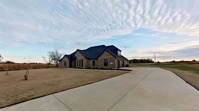 1165 Deerfield Drive, Wills Point, TX 75169