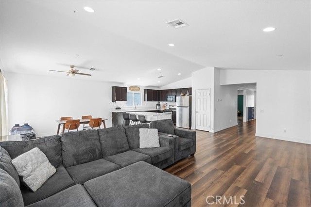 15785 Horizon, Adelanto, CA 92301