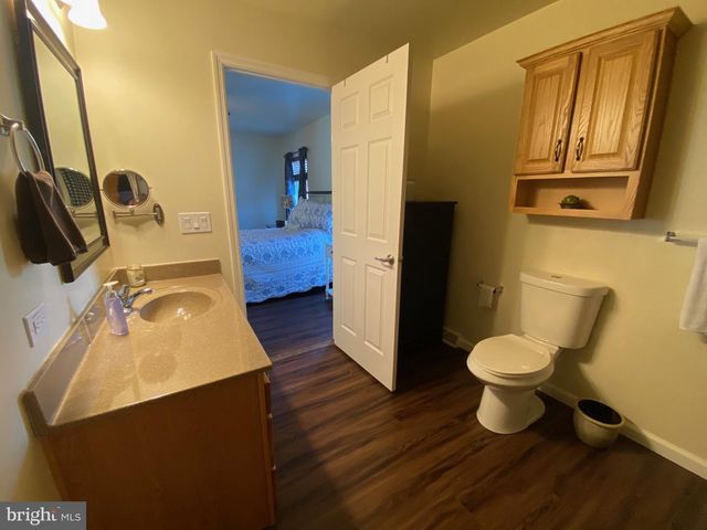 4 WAGTAIL CT, Bechtelsville, PA 19505
