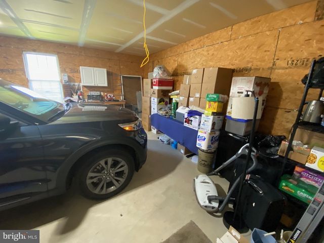 4 WAGTAIL CT, Bechtelsville, PA 19505