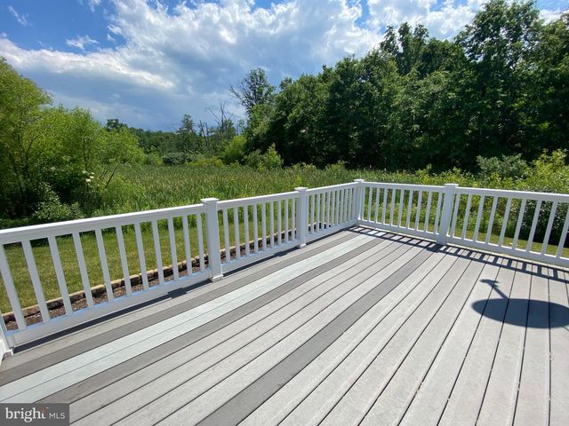 4 WAGTAIL CT, Bechtelsville, PA 19505