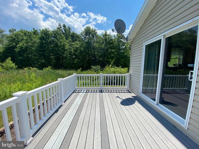 4 WAGTAIL CT, Bechtelsville, PA 19505