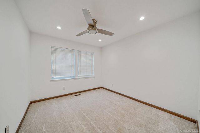 103 Northwood Court, Bayport, NY 11705