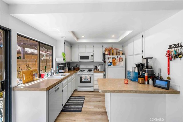 189 S Hollenbeck, Covina, CA 91723