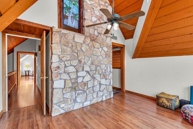 318 Coventry RD, Spicewood, TX 78669
