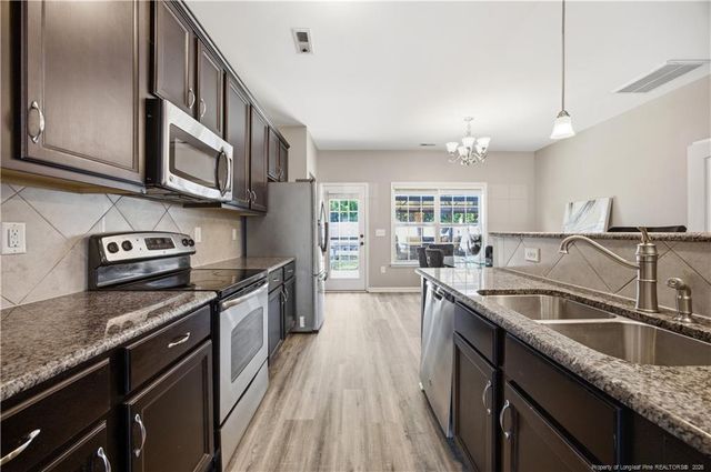 916 Bridlemine Drive, Fuquay Varina, NC 27526