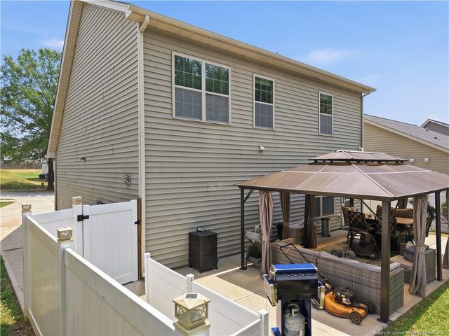 916 Bridlemine Drive, Fuquay Varina, NC 27526