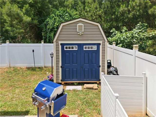 916 Bridlemine Drive, Fuquay Varina, NC 27526