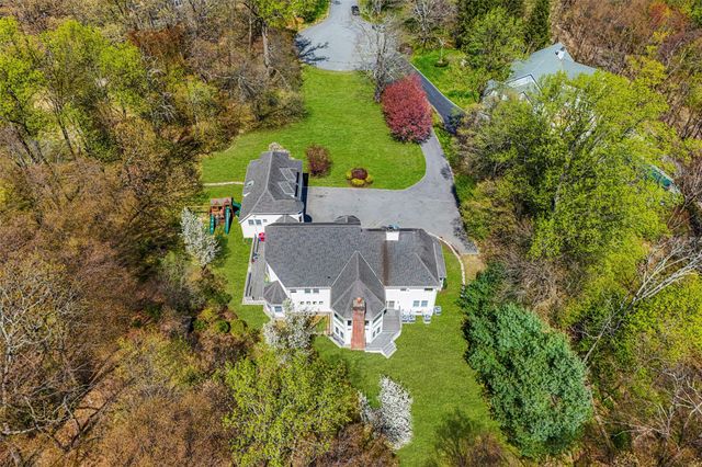 5 Pioneer Trail, Armonk, NY 10504
