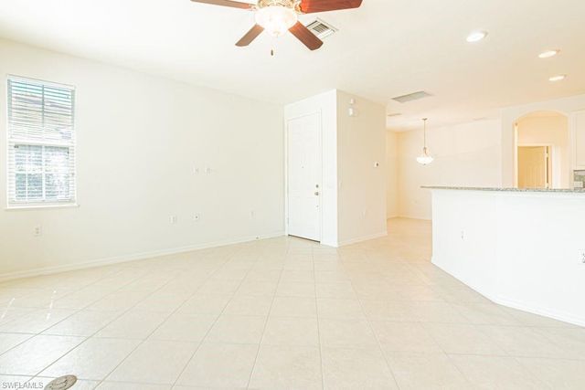 10615 Camarelle CIR, Fort Myers, FL 33913