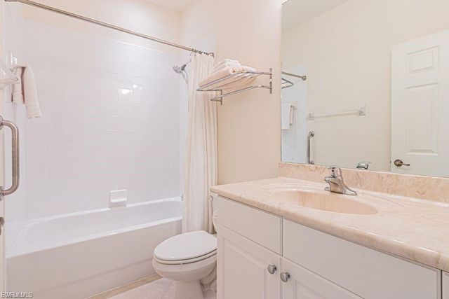 10615 Camarelle CIR, Fort Myers, FL 33913