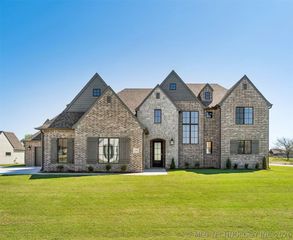 11290 S 220th East Avenue, Broken Arrow, OK 74014